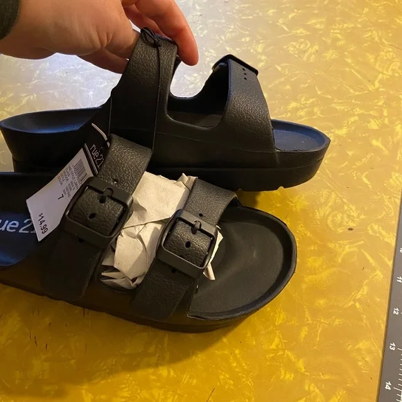 Rue21 Black Platform Sandals - Picture 3 of 5